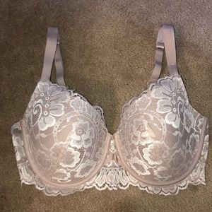 Women’s bra, never worn
